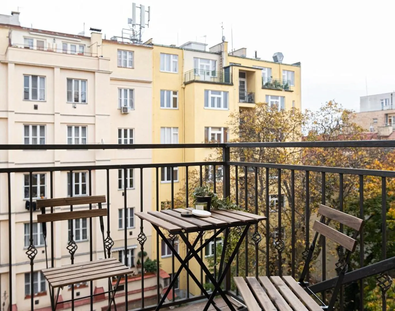Spacious Apartment Near Prague Castle República Checa
